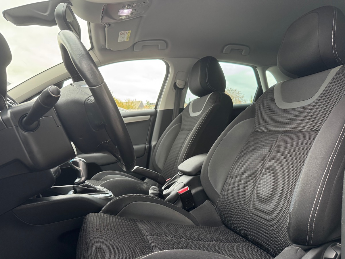 Citroën C4 II MILLENIUM 1.6 BlueHDi EAT6 120 cv