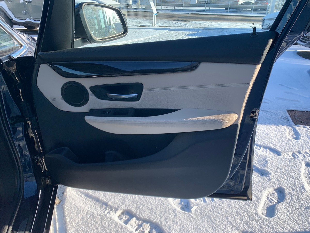 Bmw Série 2 Gran Tourer 140 | 7 places | Luxury | Caméra recul | Intérieur cuir | Coffre électrique