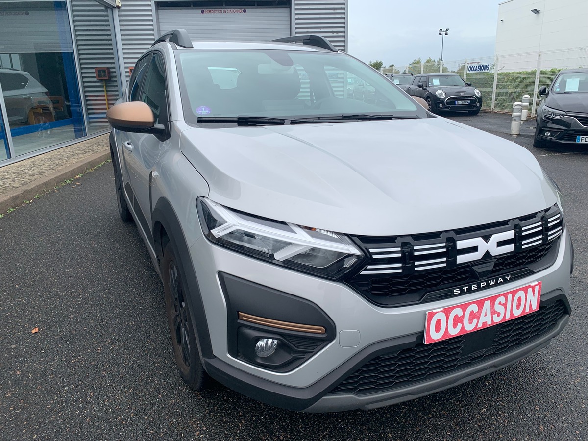 Dacia Sandero Stepway 90 ch | Extreme | Caméra | Régulateur | Intégration smartphone | Roue secours
