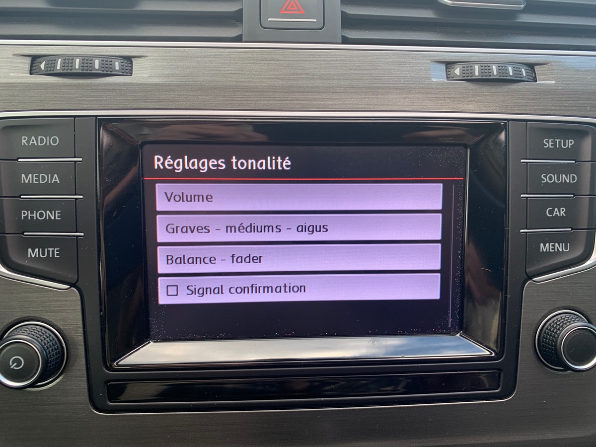 Volkswagen GOLF 7 105 ch | Confortline | Toit ouvrant | Régulateur de vitesse | Radar avant et arriére