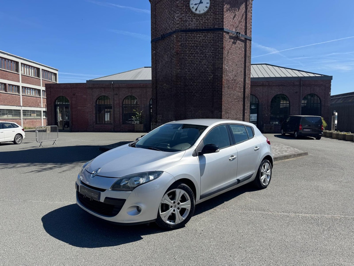 RENAULT Megane III 1.5 DCI 110CH EXPRESSION