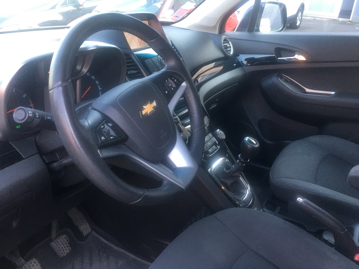 Chevrolet Orlando 1.8 16V 140 CV 1r main 7PL.4XFoi