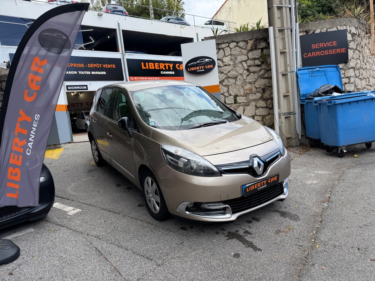 RENAULT Scenic 1.2 TCE 132 CV / 1 er Main /  Finition BOSE / GPS / Km Réel /