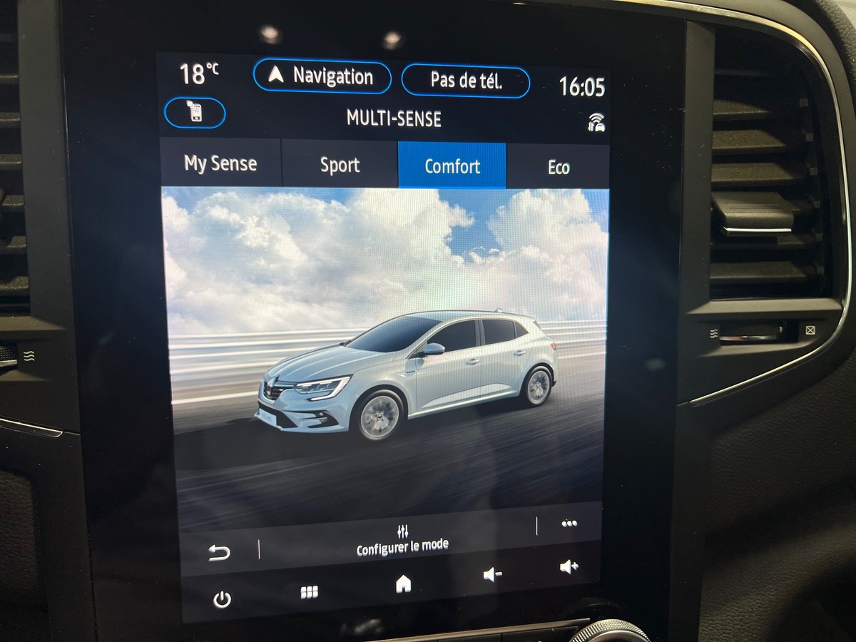 RENAULT Megane IV 1.5 BLUE DCI 115 INTENS /BOSE/HUD/
