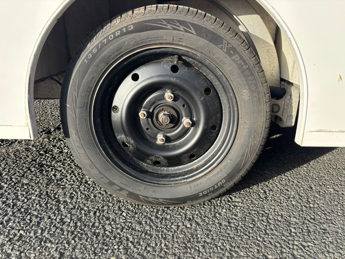 Opel Omega MEGA MULTITRUCK FOODTRUCK 600D - Entretiens à jour