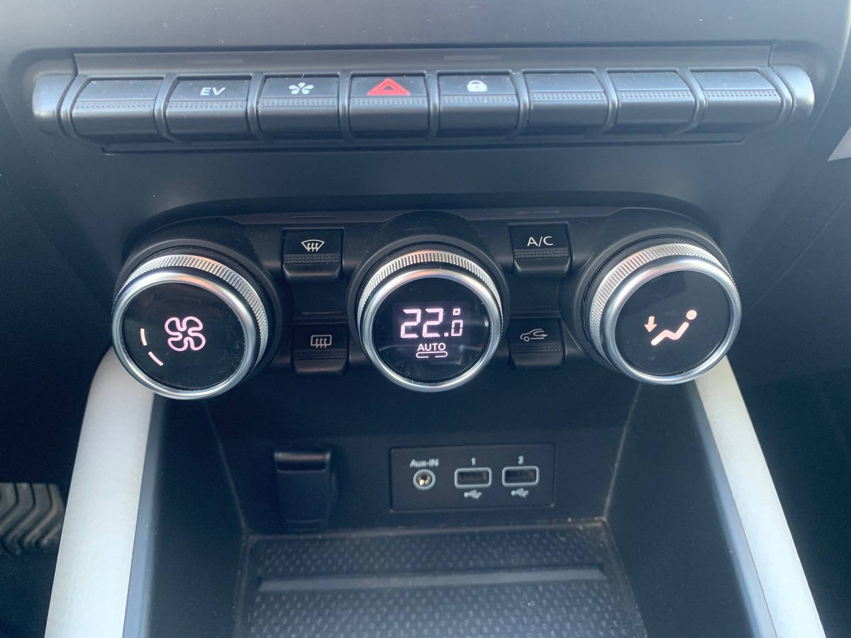 RENAULT Captur 160 ch | E-Tech Plug-in | Intens | Caméra de recul