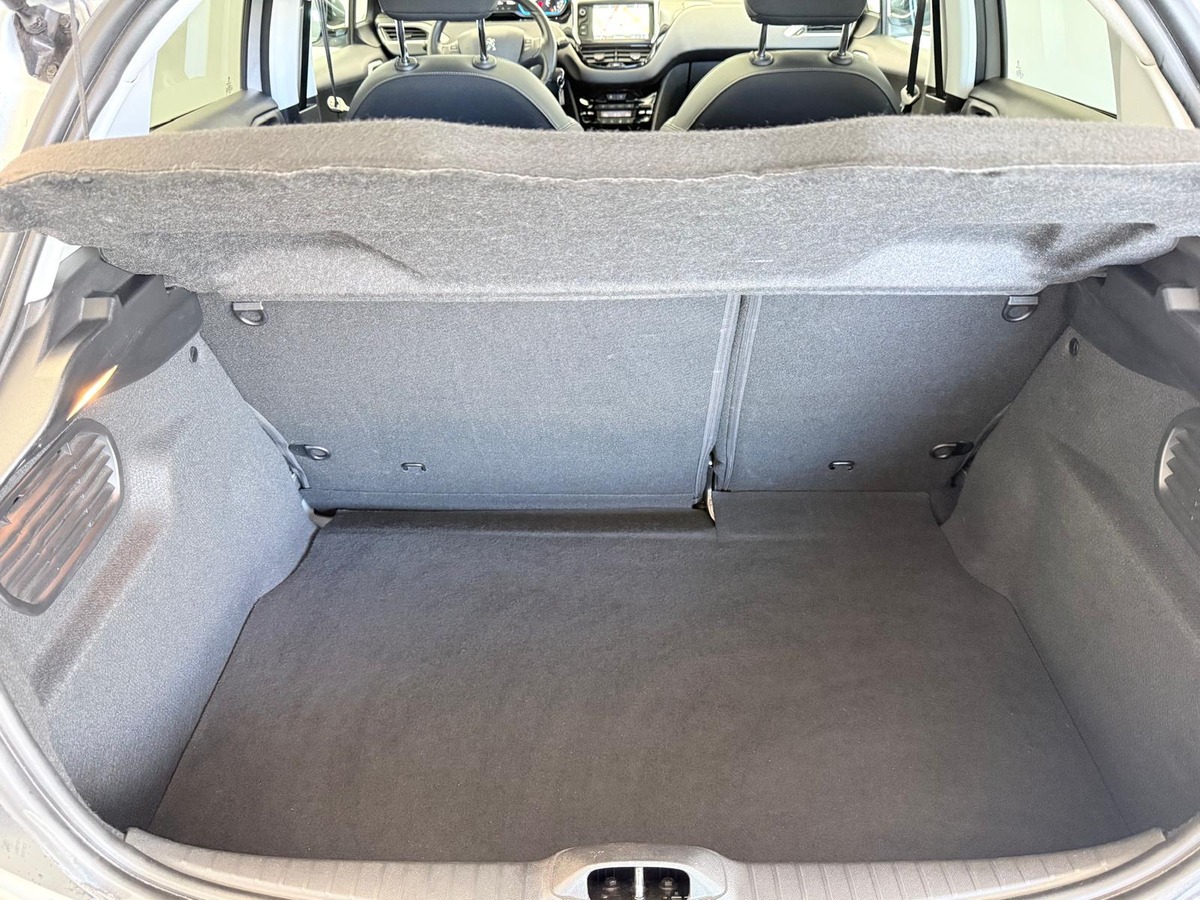 Peugeot 208 1.6 Bluehdi 100 Feline