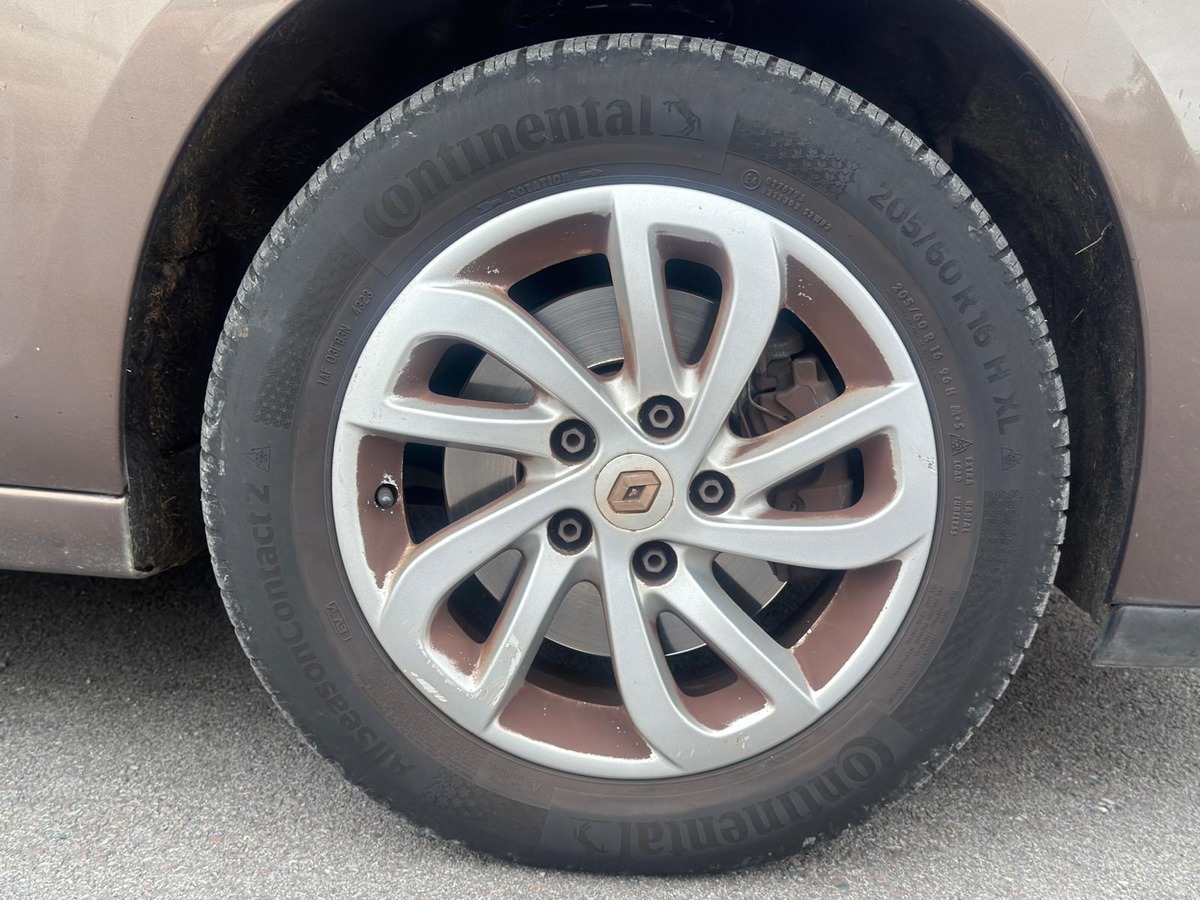 RENAULT Grand Scenic 1.5 DCI 110ch 7 places BVM Distribution OK / Embrayage OK / Entretien OK