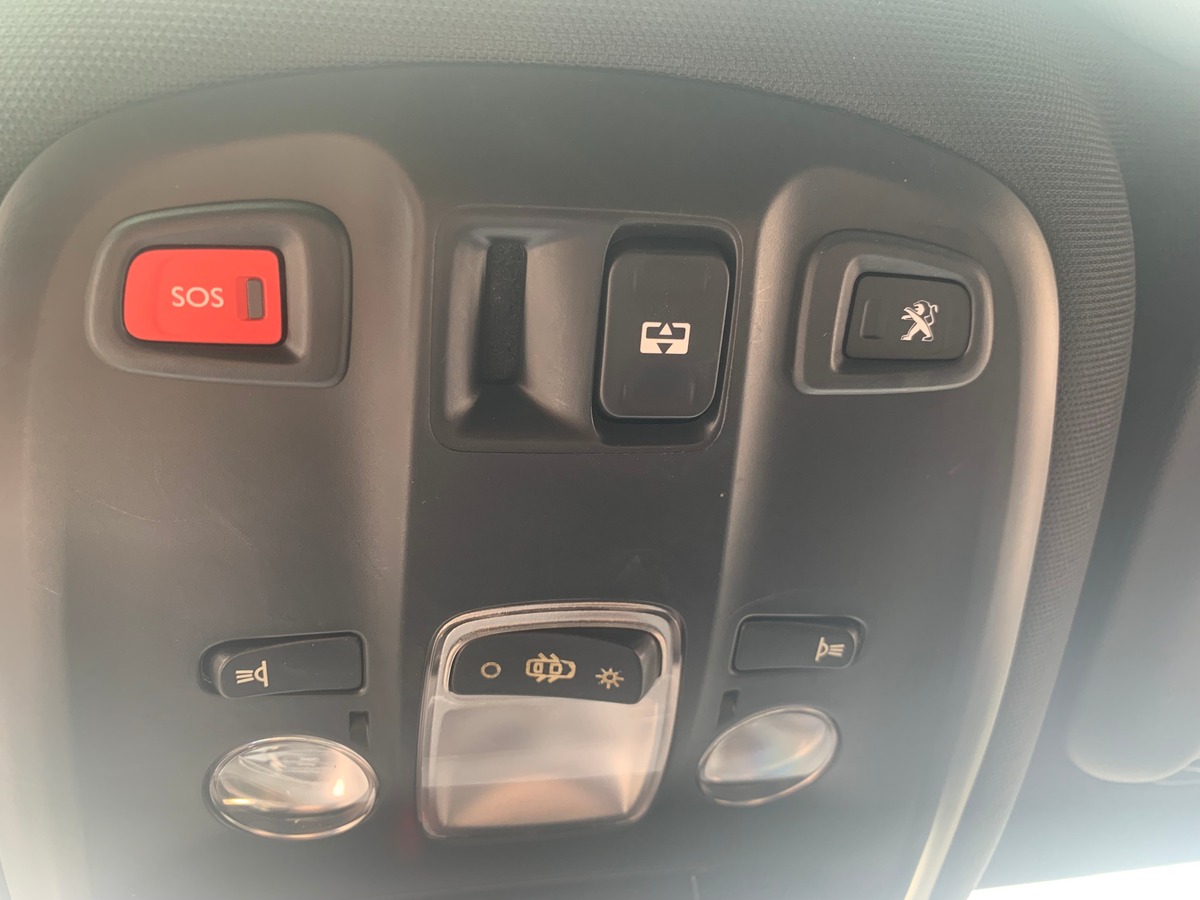 Peugeot 308 SW GT LINE | Remplacement réservoir urée 12/2021 33422 kms, dernier entretien 69198 kms
