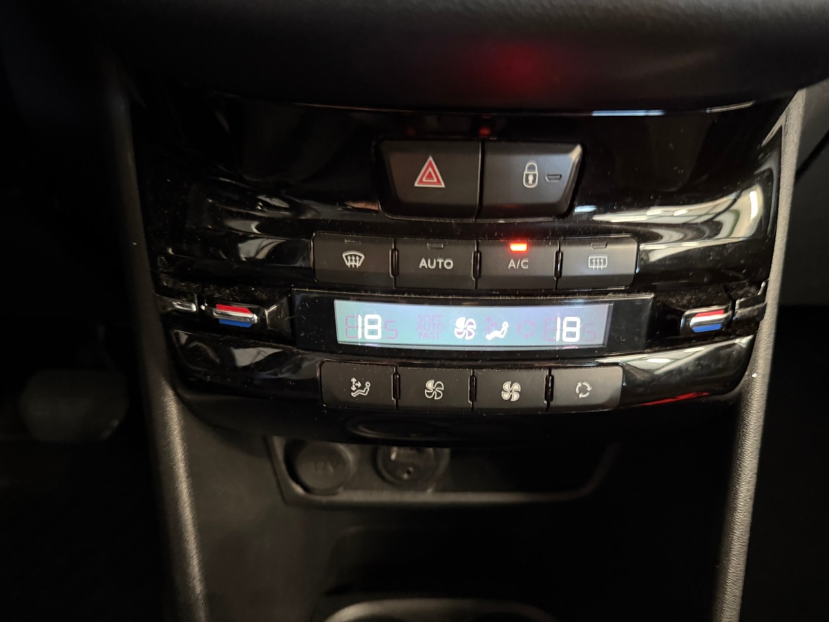 Peugeot 208 1.6 vti Boite Automatique / Moteur à chaîne