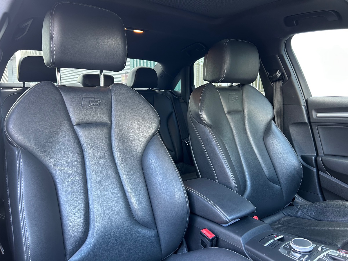 Audi S3 2.0tfsiq
