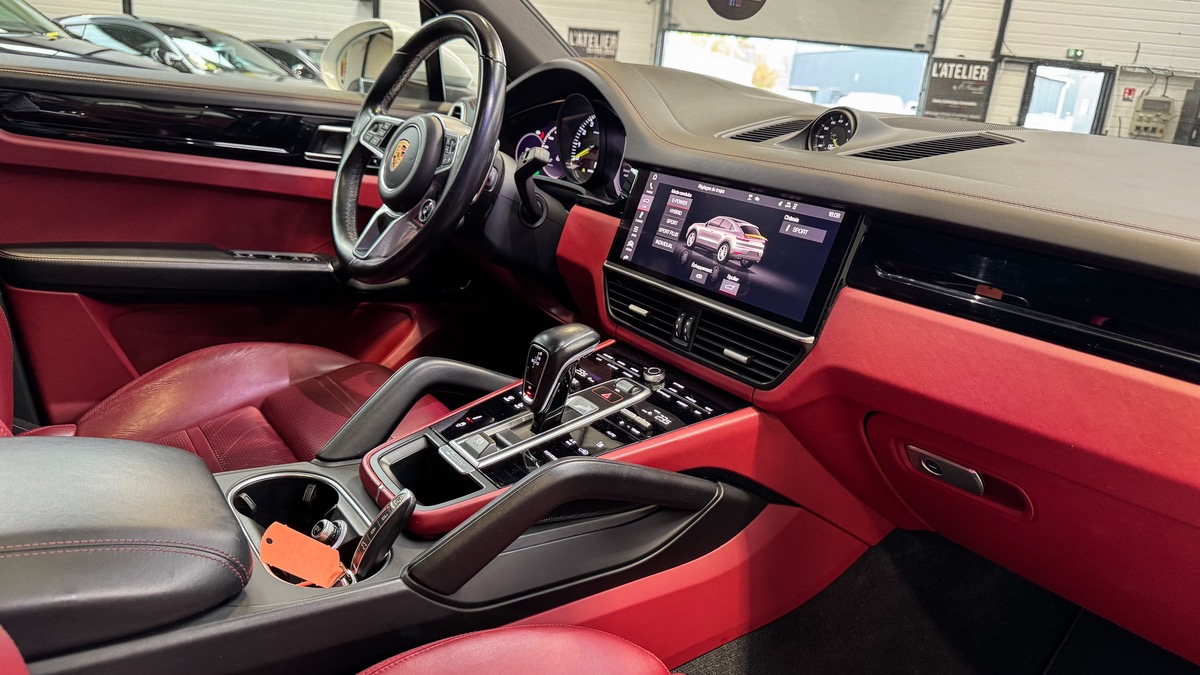 Porsche Cayenne Coupé 3.0 E-HYBRID 462 / CHRONO / SIEGES CHAUFFANTS