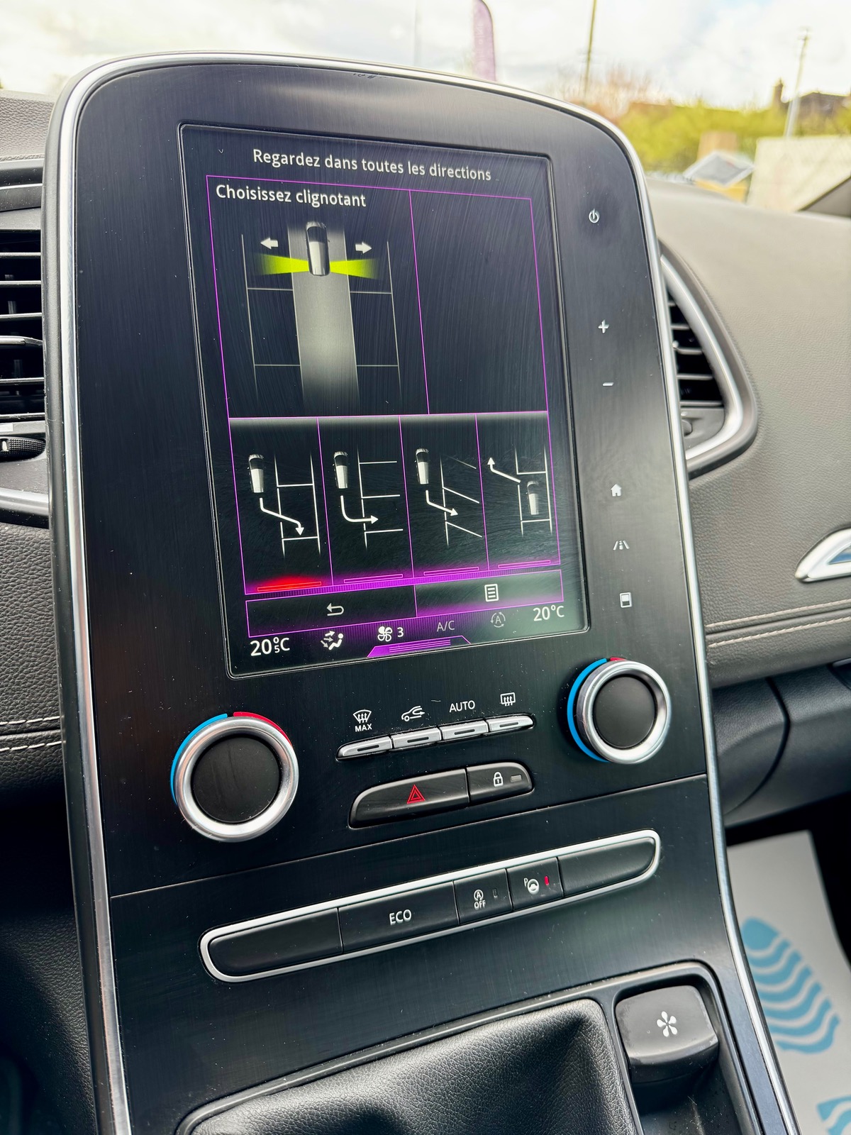 RENAULT Grand Scenic IV BLUE DCI 120 CV INTENS 7 PLACES AFFICHEUR TÊTE HAUTE / TOIT PANO / CAMÉRA