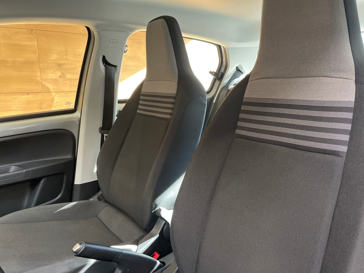 Volkswagen E-up! Electrique // GPS // CAMERA DE RECUL // LIVRAISON POSSIBLE