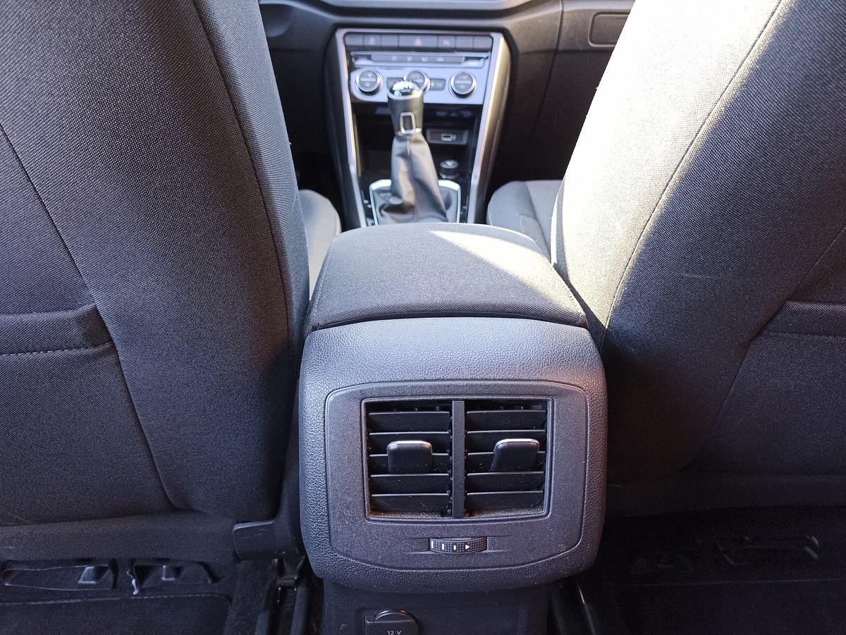 Volkswagen T-Roc 1.0 TSI 115 LOUNGE