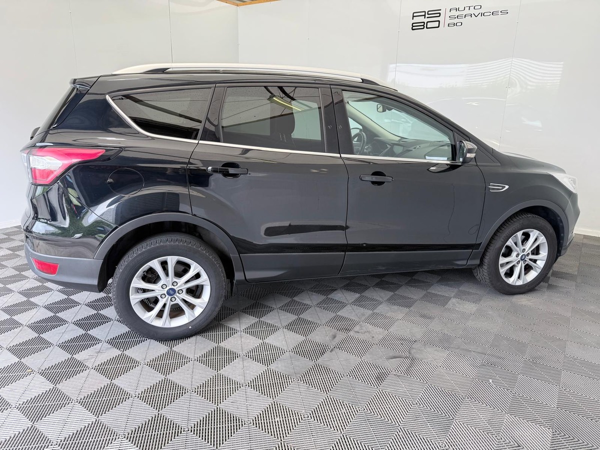 Ford Kuga 1.5 Tdci 120  Titanium