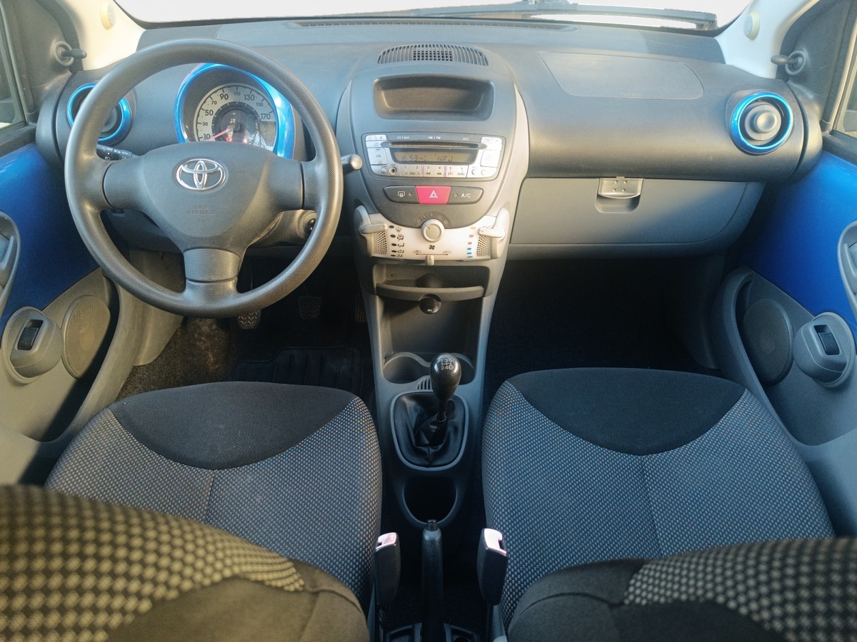 Toyota Aygo 1.0 VVT-I 68 CV VIRGIN RADIO