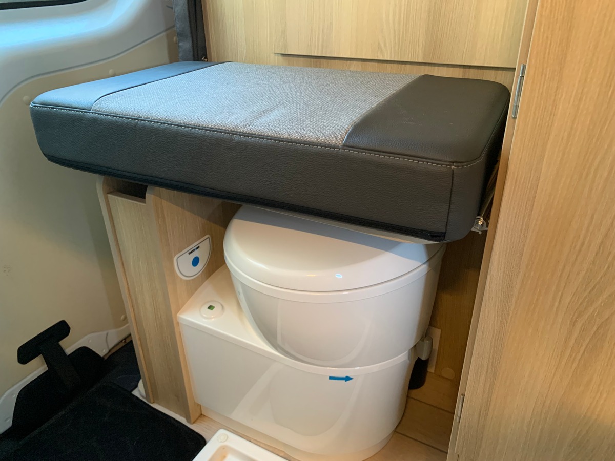 Ford CAMPEREVE 130 chevaux | Premiére MAIN | Cap Land | Caméra de recul | Apple car play