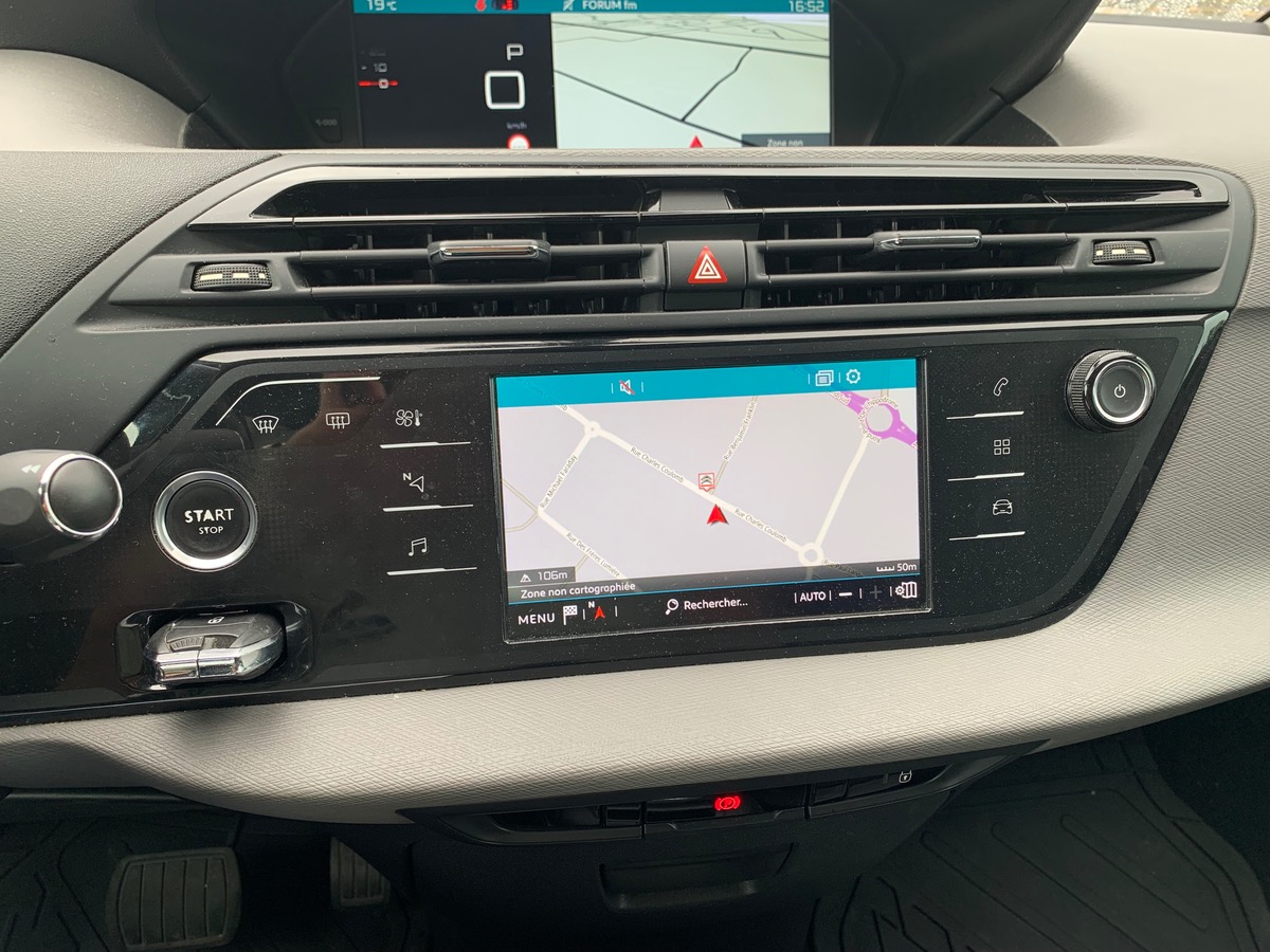Citroën C4 Picasso FEEL | Mirror Screen | GPS Cartographique | Radar de station. AR & AV | Attelage.