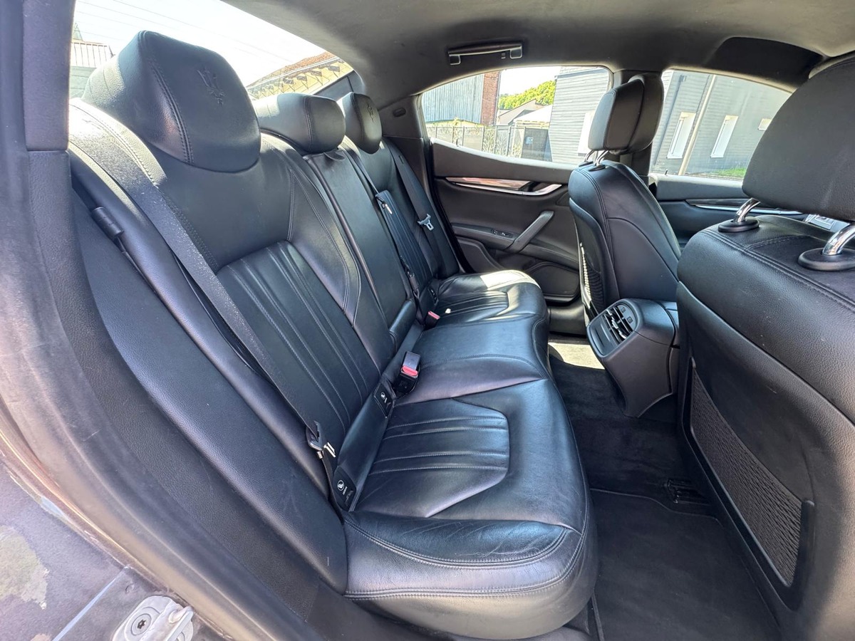 Maserati Ghibli 3.0 V6 Diesel 275 ZF8 - GARANTIE - Révisé