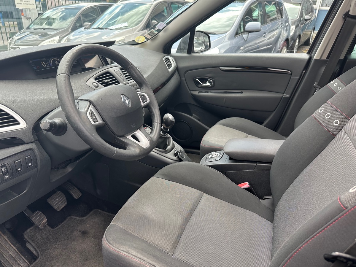 RENAULT Grand Scenic 1.6 DCI 130 CV 1r mains 7pls 4X san frai CBL