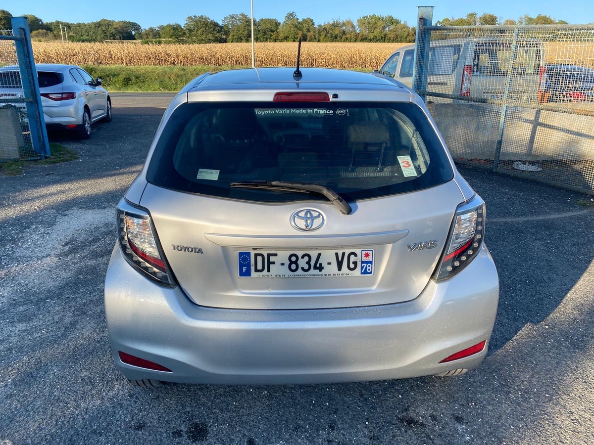 Toyota Yaris 1.3 vvti 100cv 129000km