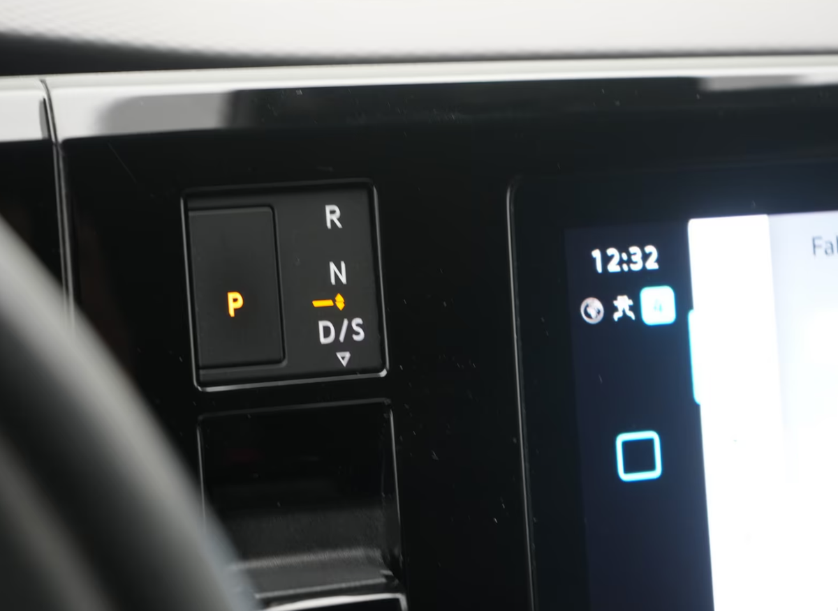 Volkswagen Multivan VII (T7) 1.4 eHybrid 218ch Life Long DSG6/vis à vis/Harman-Kardon/Attelage