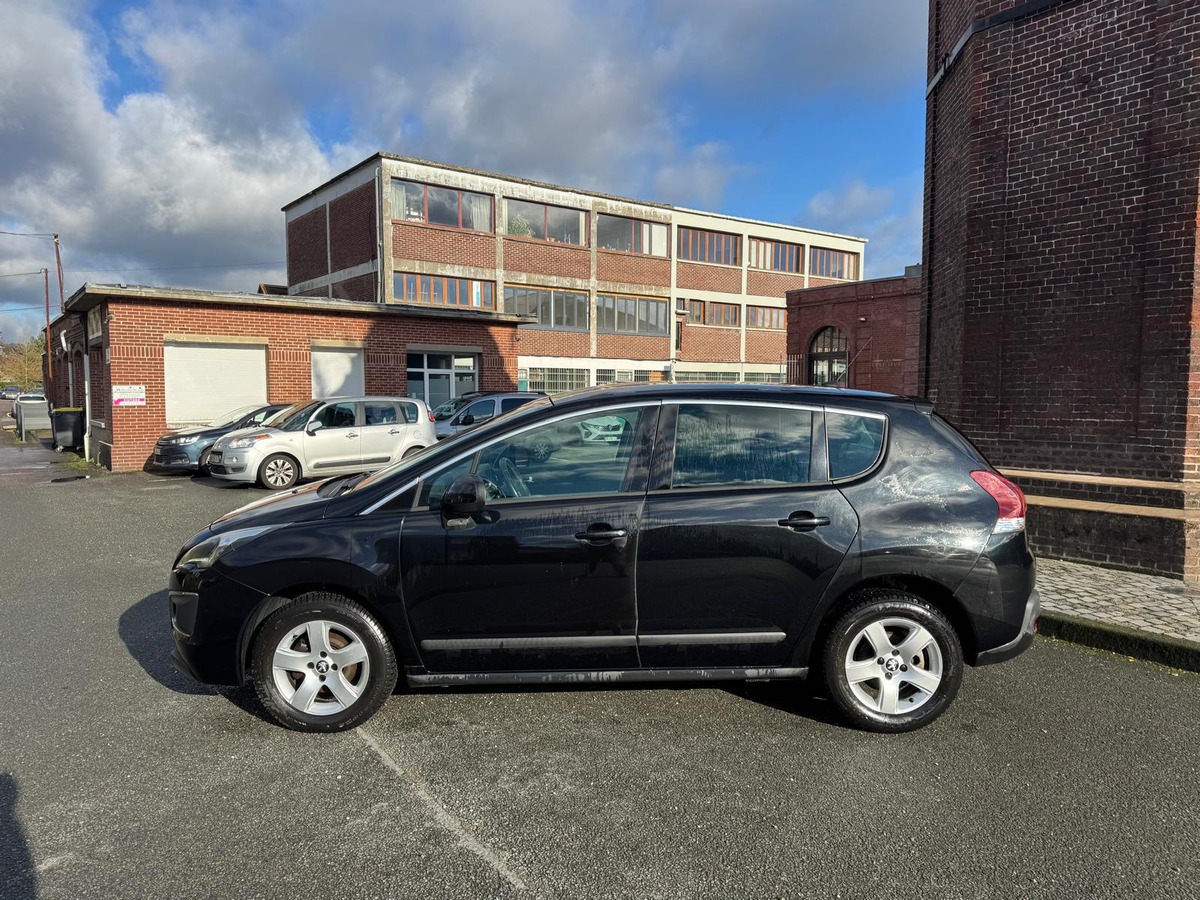 Peugeot 3008 phase 2 1.6 e-hdi 115cv Boite automatique Business Pack - garantie