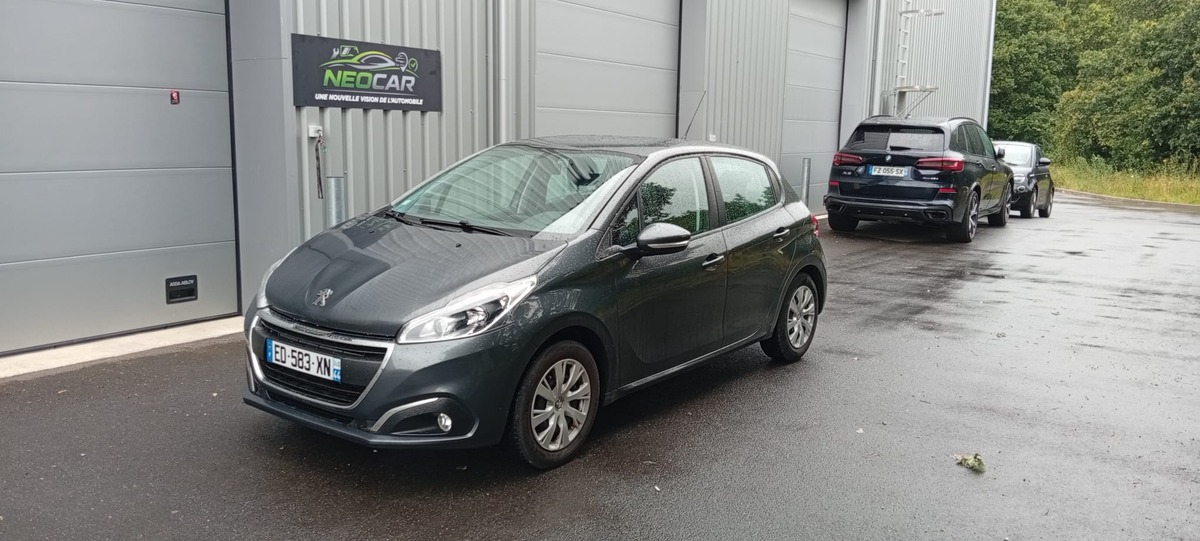 Peugeot Lion Peugeot 208 1.0 vti Active "Distribution Neuve" et "Suivi Peugeot"