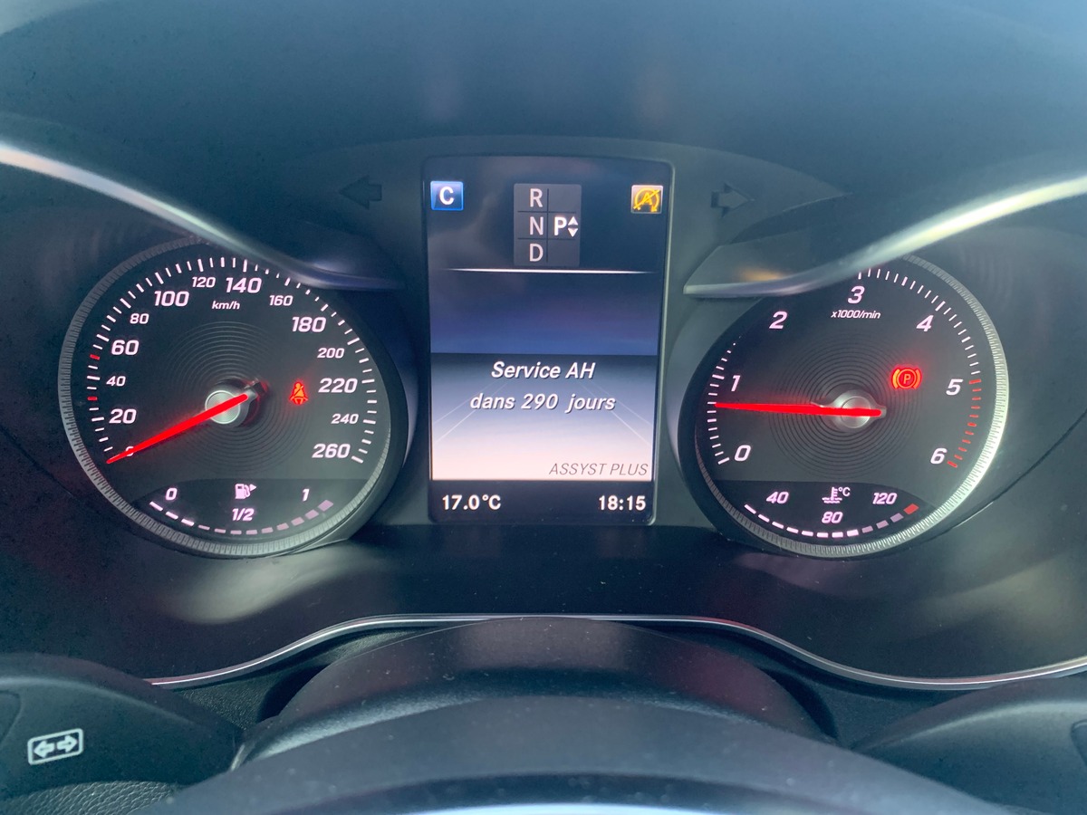 Mercedes-Benz GLC Coupé 170 ch | 4MATIC | Toit ouvrant | Caméra de recul | Avertisseur angles morts