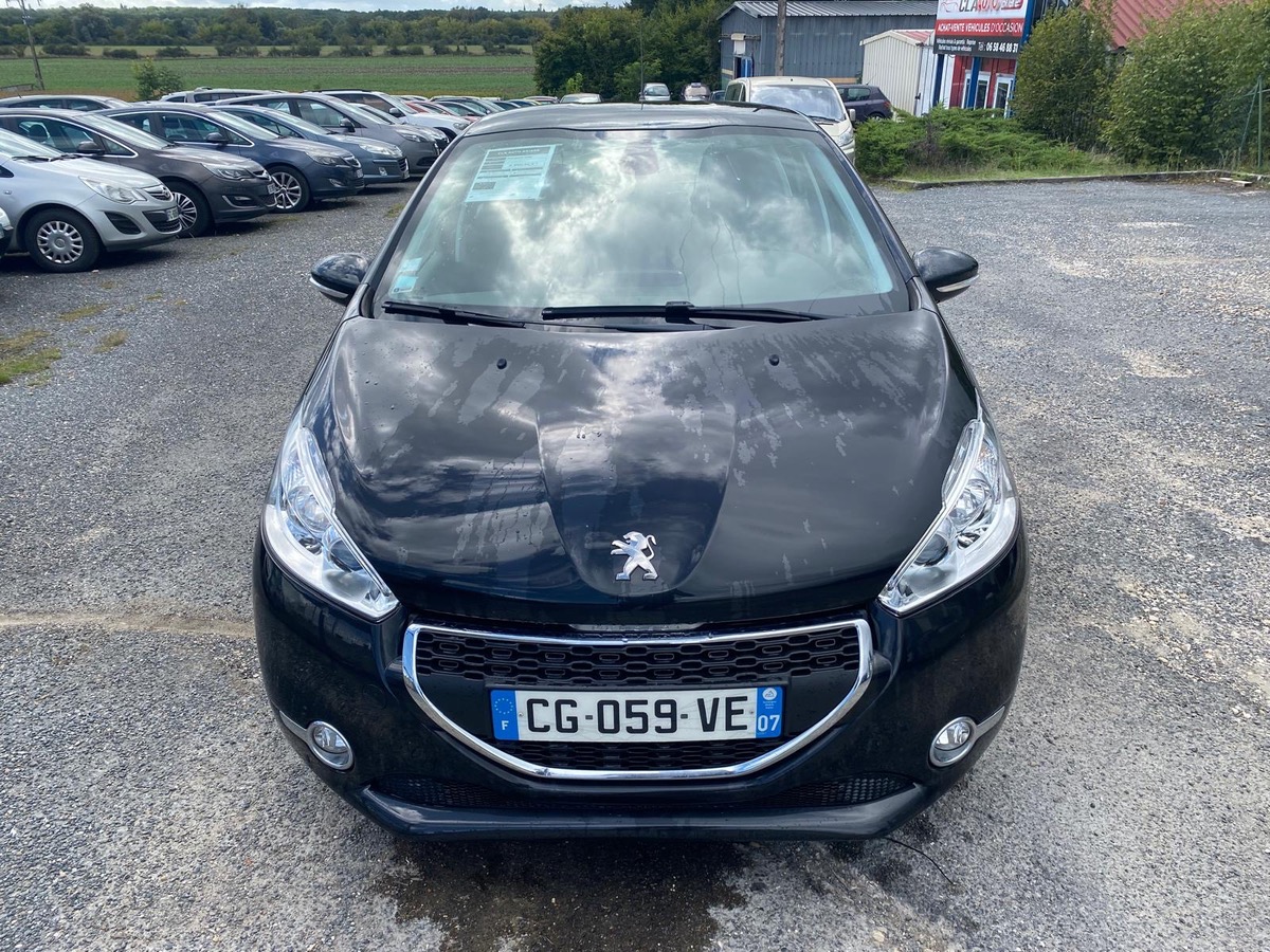 Peugeot 208 1.6 e-hdi 92cv allure gps 218000km