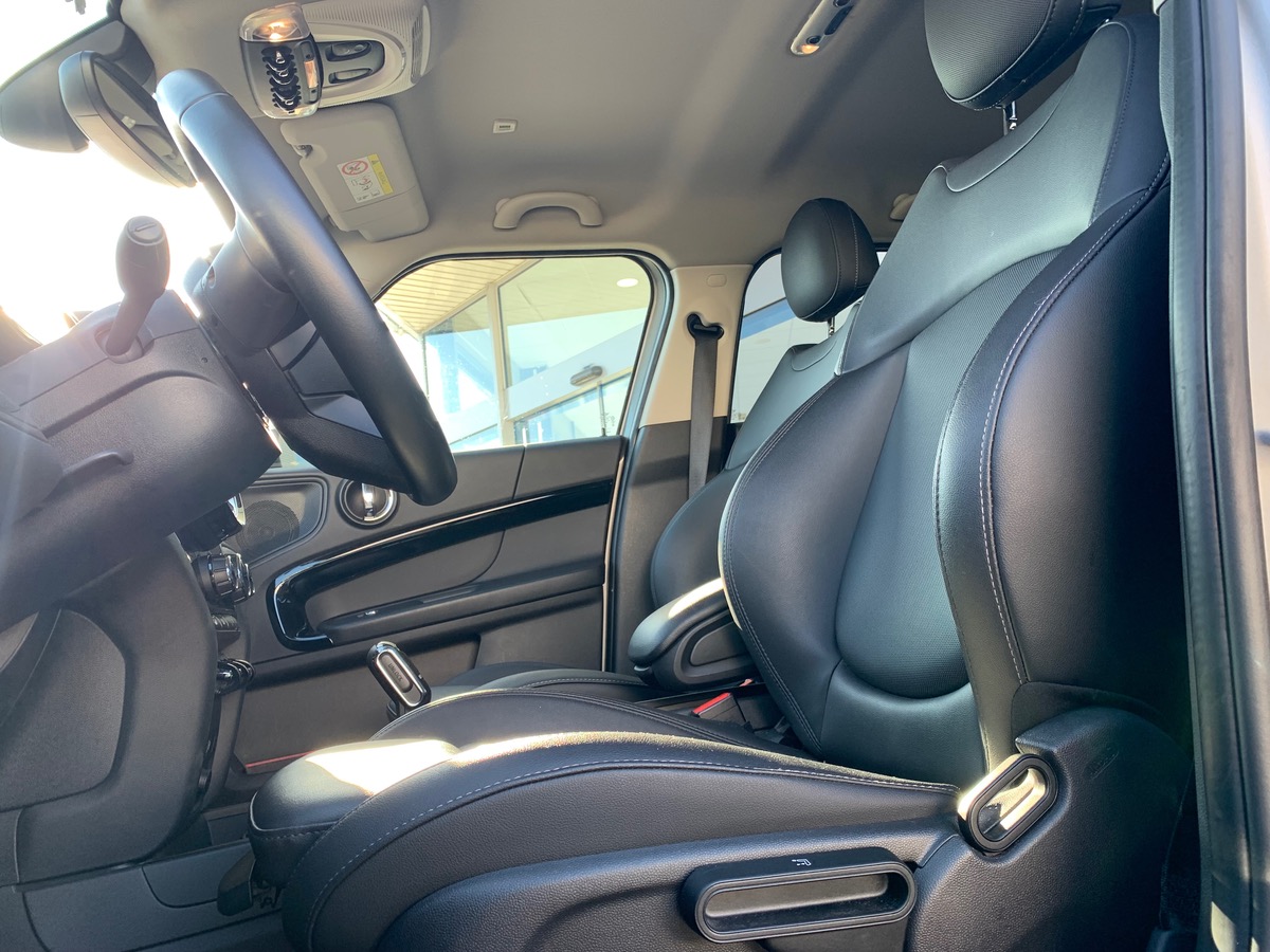Mini Countryman 136 ch | Cooper Essential | Radars de stationnement avant / arrière | JA 18" design