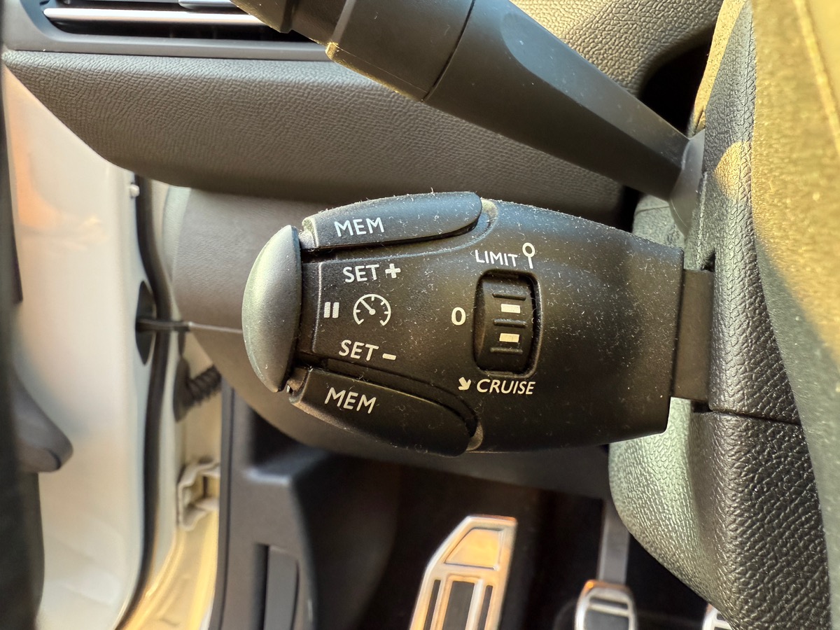 Peugeot 308 1.2L PureTech 130ch Gt line S&S, courroie remplacée