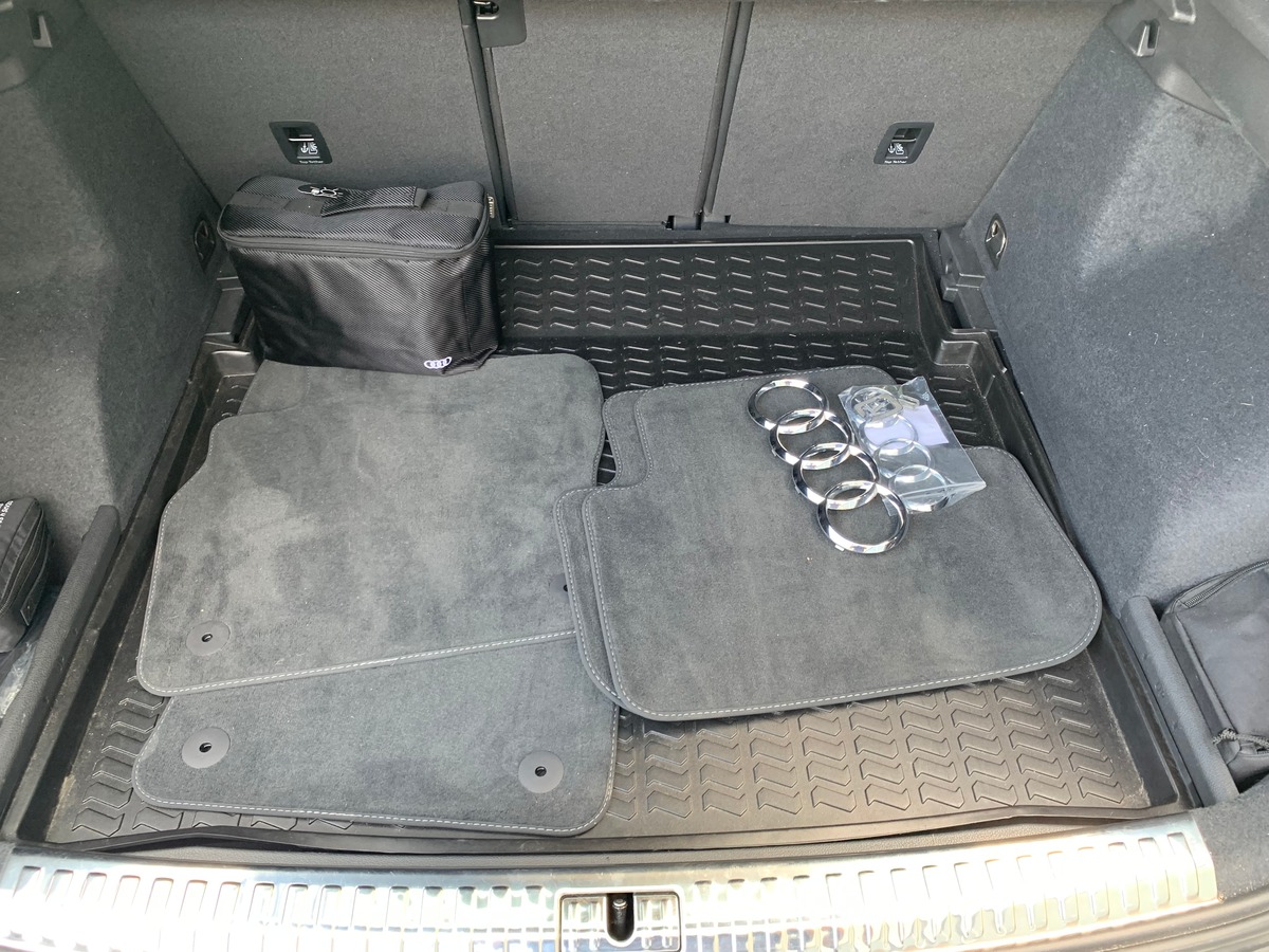 Audi Q3 150 ch | S-Line | Caméra de recul | Apple car Play Android Auto | GPS | Régulateur vitesse