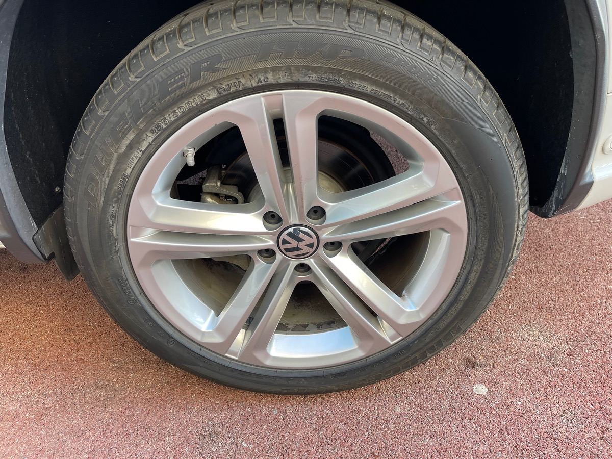 Volkswagen Tiguan 1.4 TSI 150 CV R LINE/ Boîte auto / KM Reel / Toit Ouvrant / Intérieur Cuir