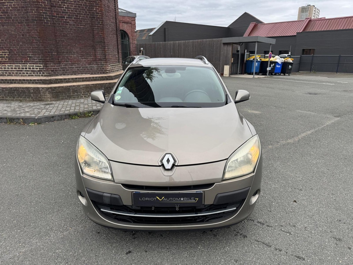 RENAULT Megane III Break 1.5 dCi 110 Privilege - Garantie