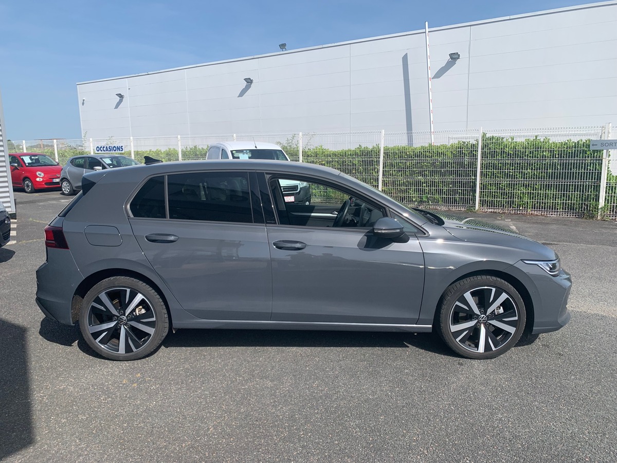 Volkswagen GOLF 8 204 ch | Life Plus | Premiére MAIN | Caméra de recul | Apple car Play | Régulateur