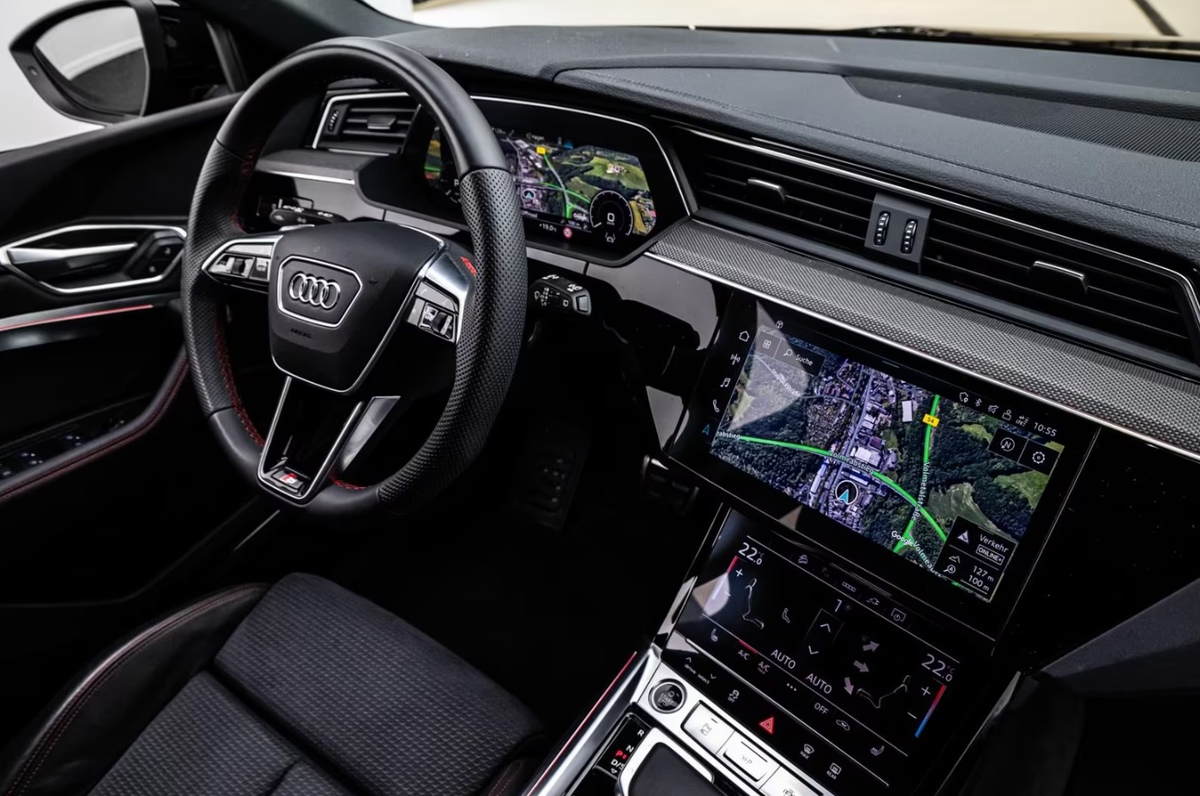 Audi Q8 e-tron 55 408ch S Line quattro Bang&Olufsen Toit ouvrant