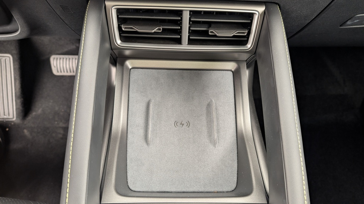 BYD BYD ATTO 2 45.1 kWh 177 chevaux | Boost | Caméra 360° |  Ecran tactile rotatif électrique 12,8"