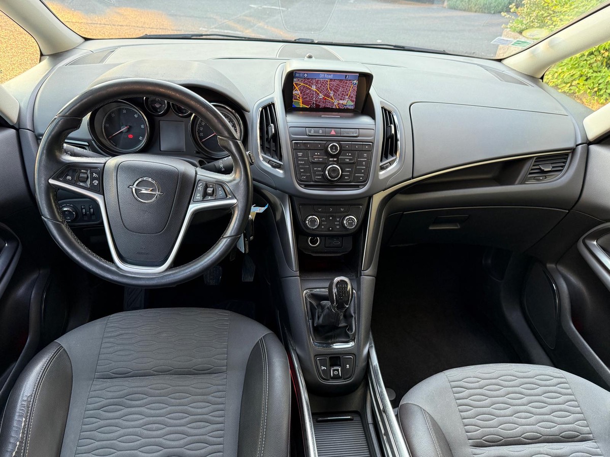 Opel Zafira Tourer 2.0 CDTI 130 CV cosmo 4XCBLeut