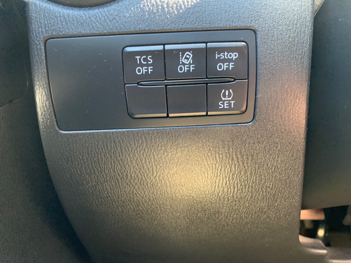 Mazda CX-3 2.0 SKYACTIV-G | 121 ch | Dynamique | Boîte automatique | Radar de stationnement arriére