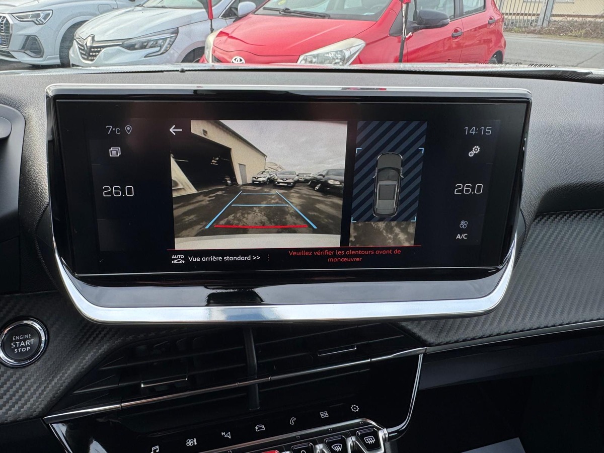 Peugeot 2008 BlueHDi 130 S&S EAT8 Allure