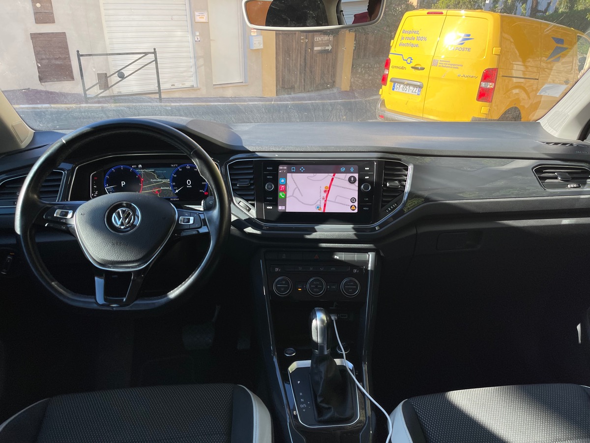 Volkswagen T-Roc 1.5 TSI 150 CV / Virtual Cockpit / Finition Carat / Grand écran/ CarPlay /DSG7