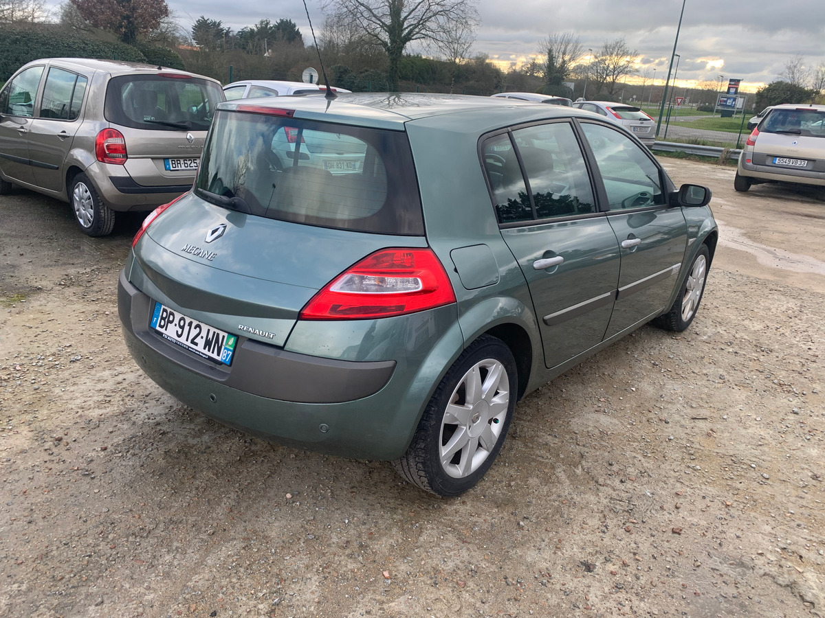 RENAULT Megane mégane 1.6i 16v 110ch 96742km