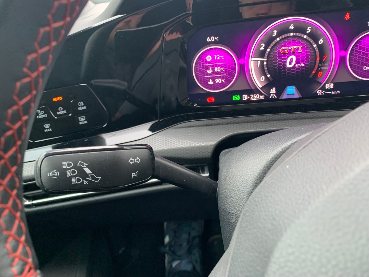 Volkswagen Golf GTI 300 ch | Clubsport | Caméra de recul | Phares de route adaptatifs, directionnels