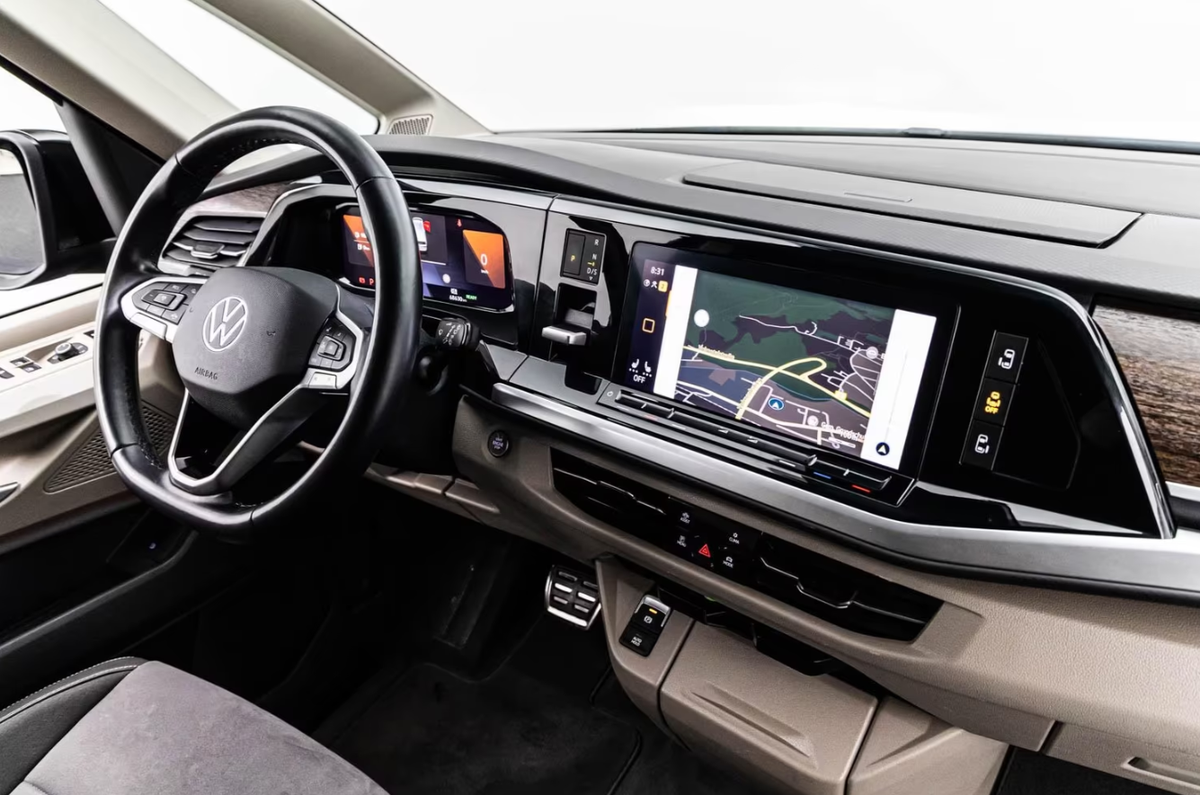 Volkswagen Multivan VII 1.4 eHybrid 218ch Style Court DSG6 - 7 places - Attelage