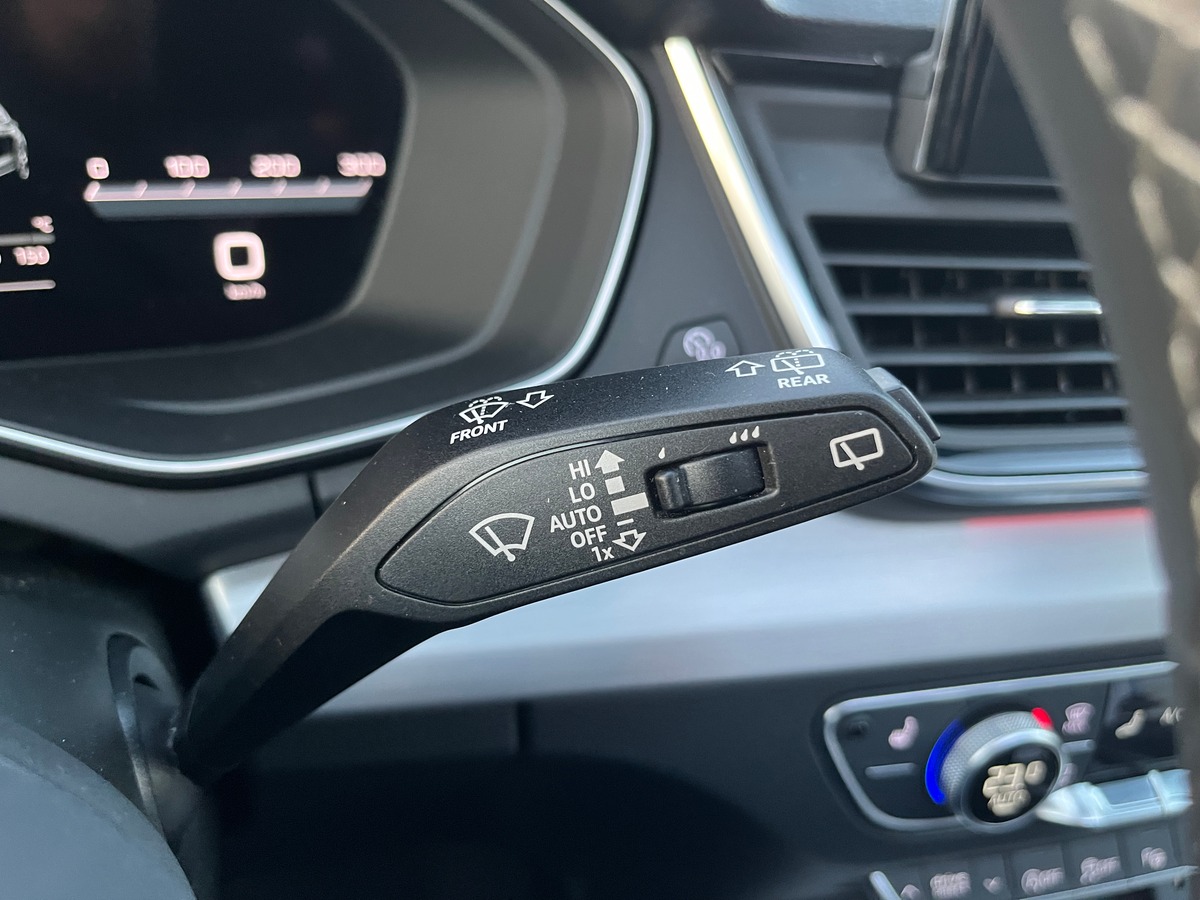 Audi Q5 Sportback 40 TDI 204ch QUATTRO S TRONIC 7 Sline, TOIT OUVRANT, SIEGES CHAUFFANT, MATRIX LED