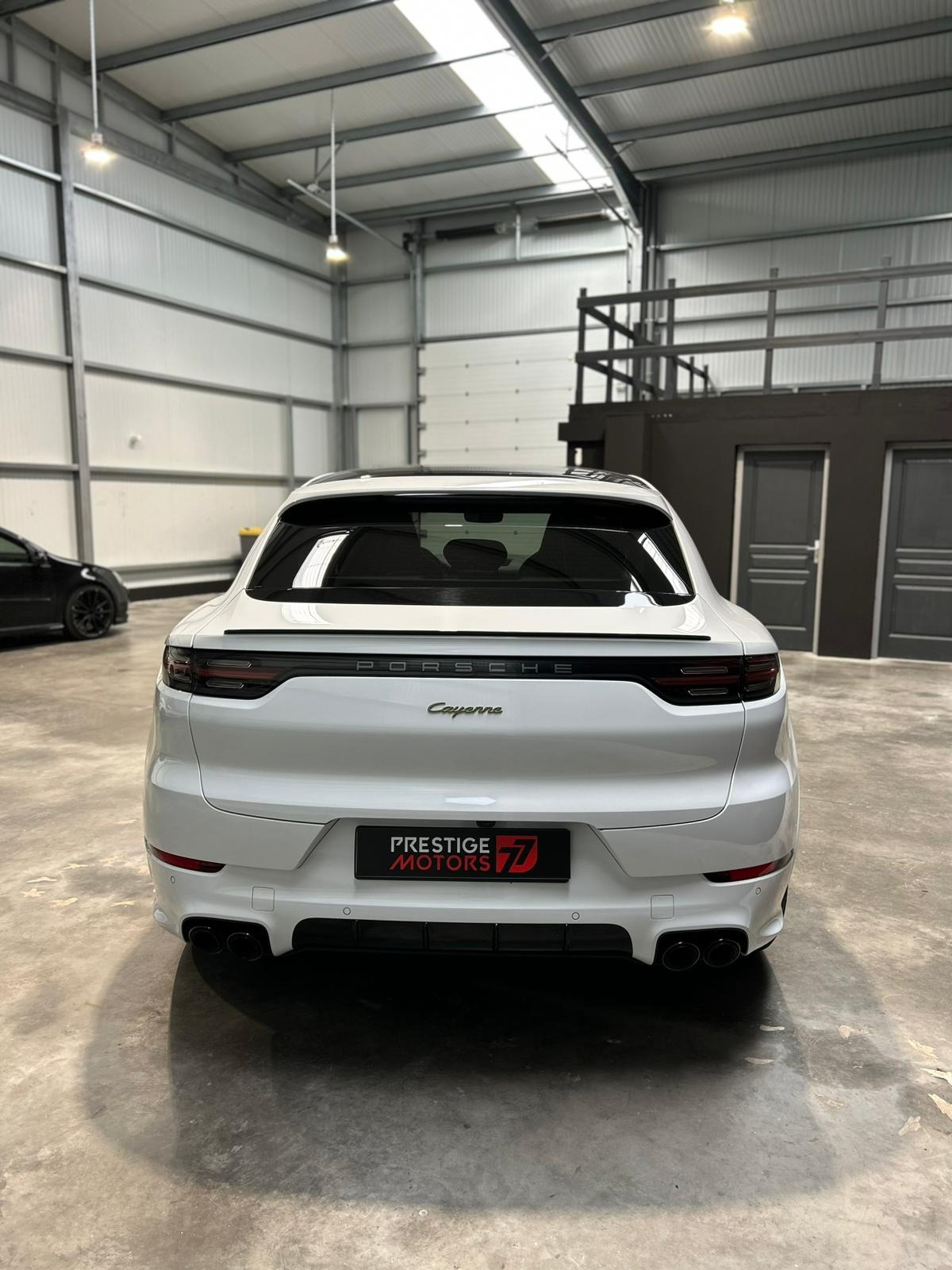 Porsche Cayenne E-Hybrid Coupé Platinum Edition 462 Chevaux