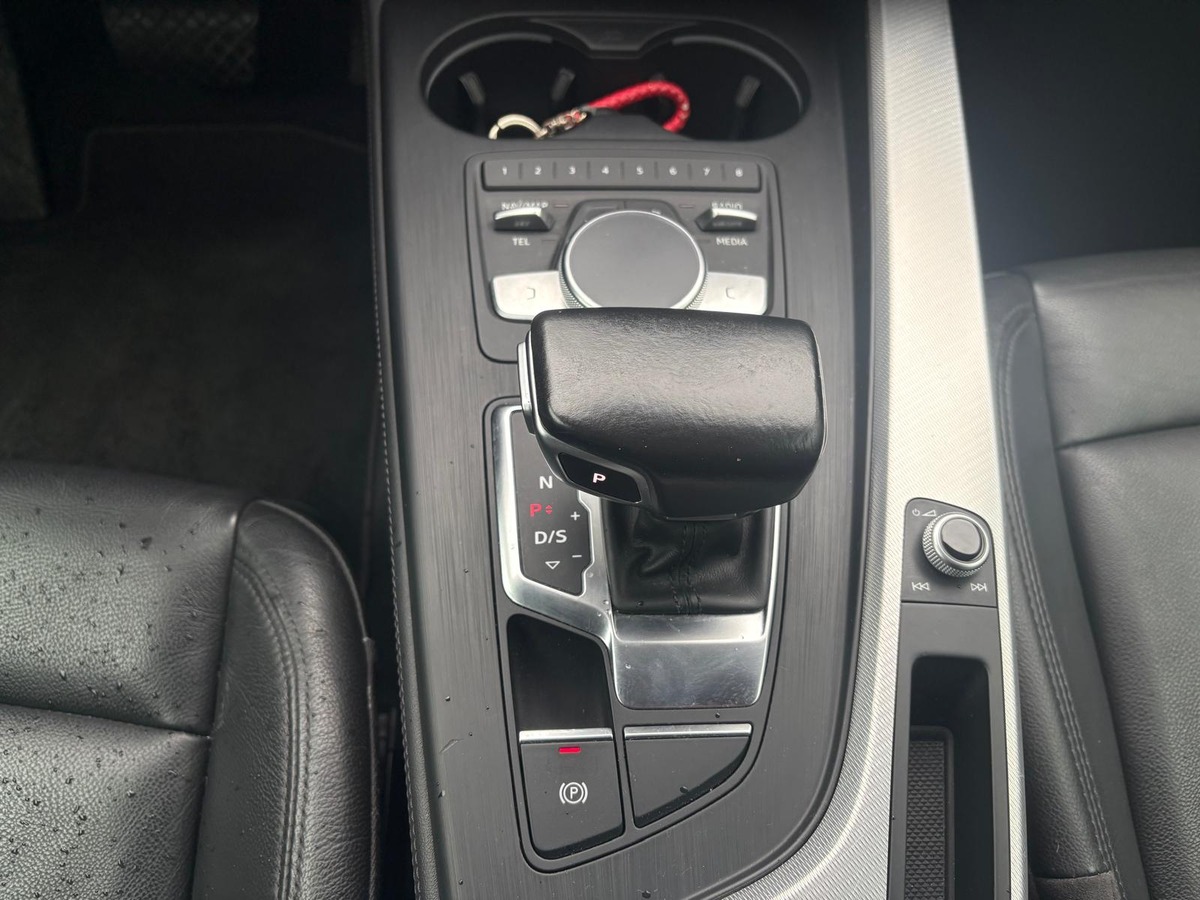 Audi A4 Quattro - 2.0 TDI - Design Luxe