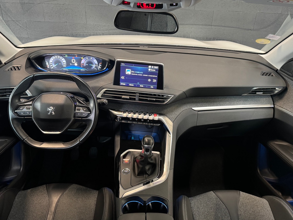 Peugeot 3008 1.5 BLUEHDI 130 BVM6 ALLURE